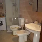 Victoria, Apartment *