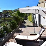 Victoria, Taormina