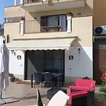 Victoria, * Taormina